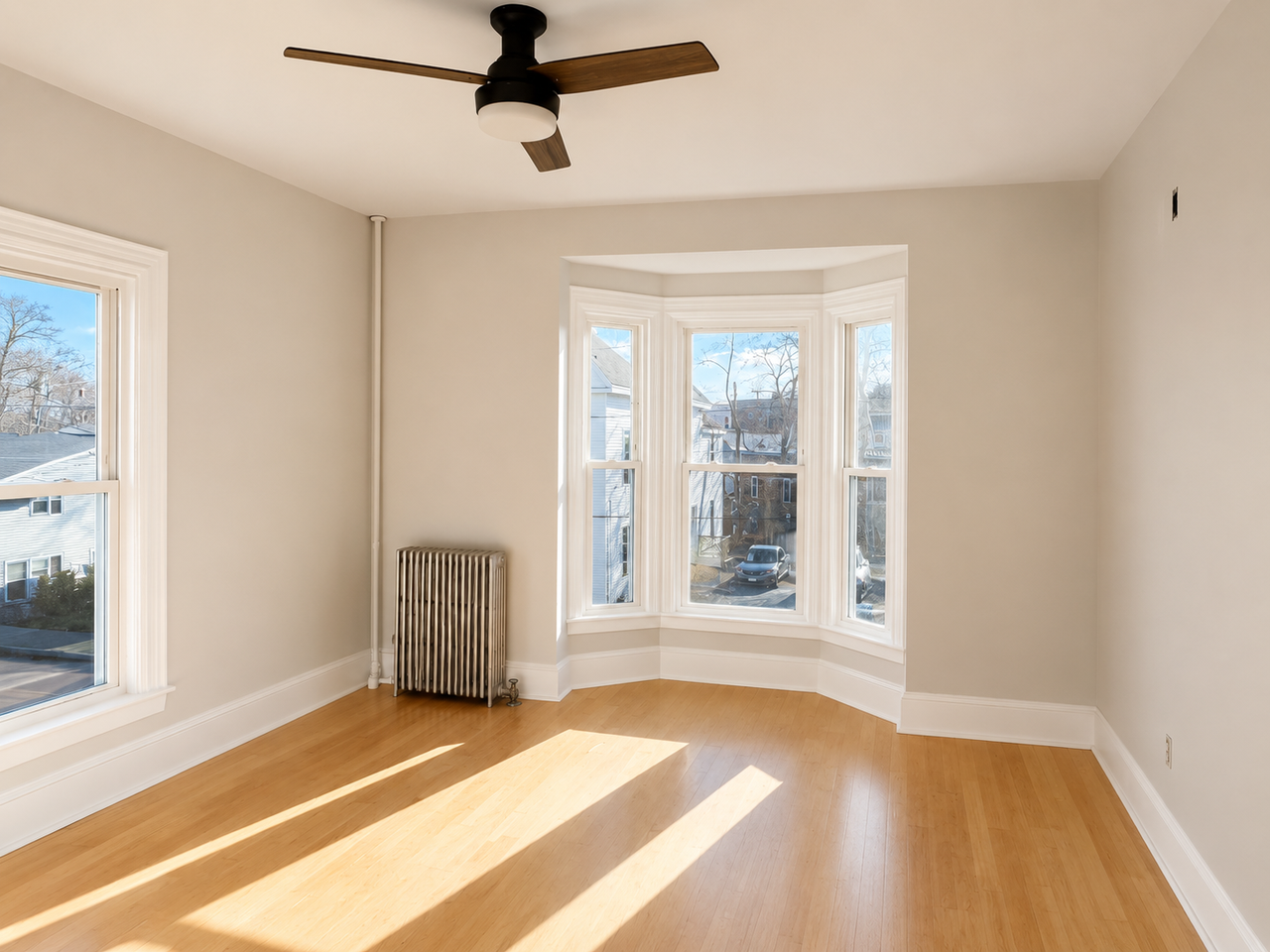 115 Woodford St - Photo 6 of 8