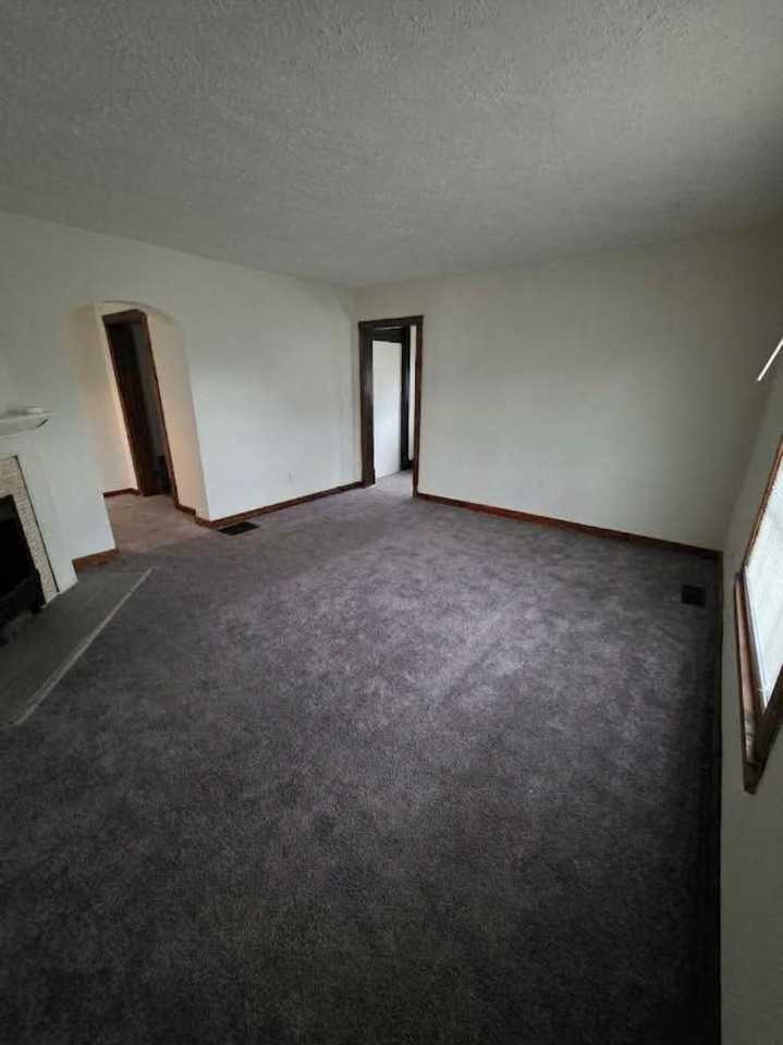 39 N Belmont Ave #A - Photo 3 of 10