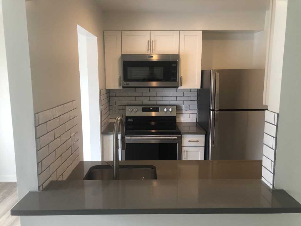 4515 Jefferson St #2 - Photo 3 of 14