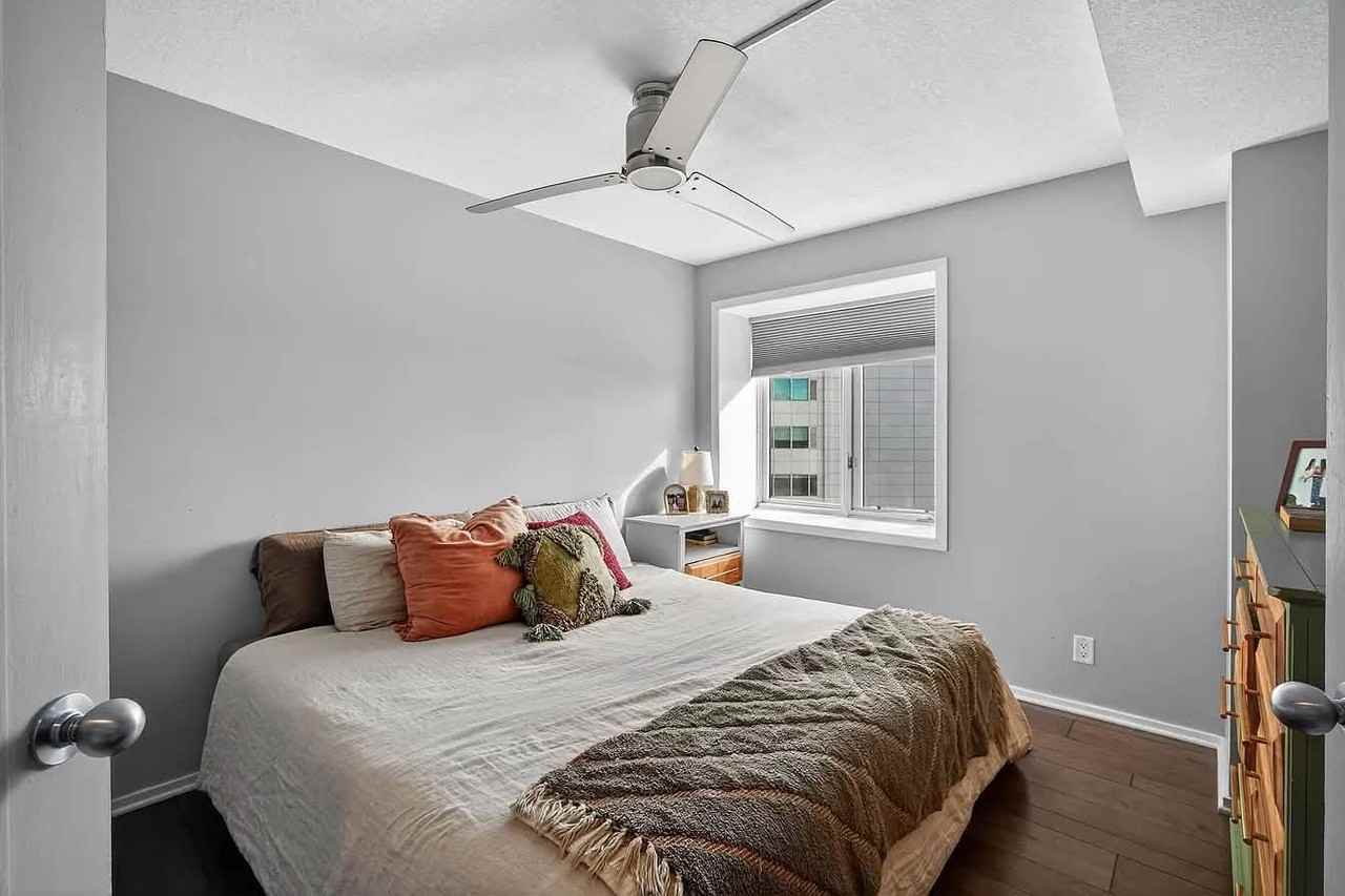 300 Walnut St #604 - Photo 7 of 7