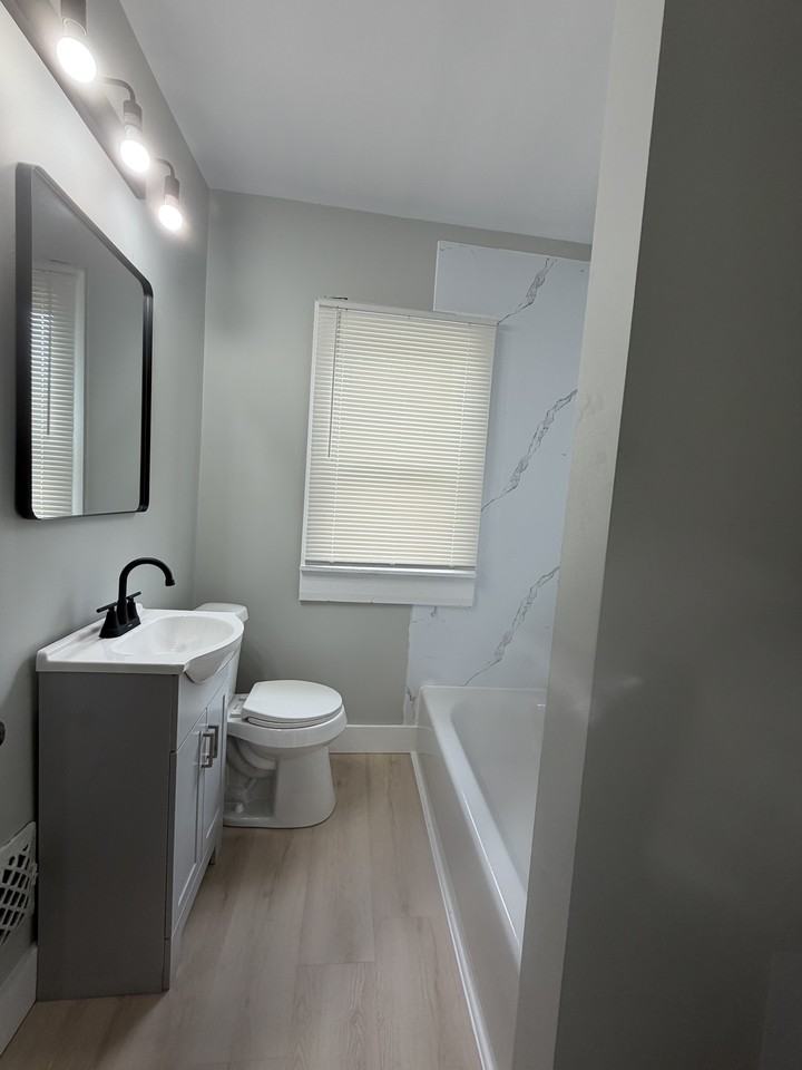 4081 W Euclid St #2 - Photo 6 of 11