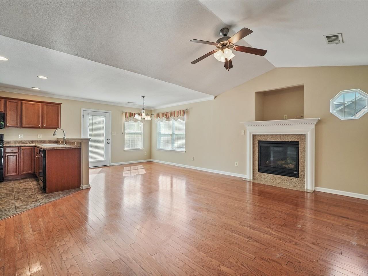 6530 Airtree Ln #NA - Photo 3 of 18