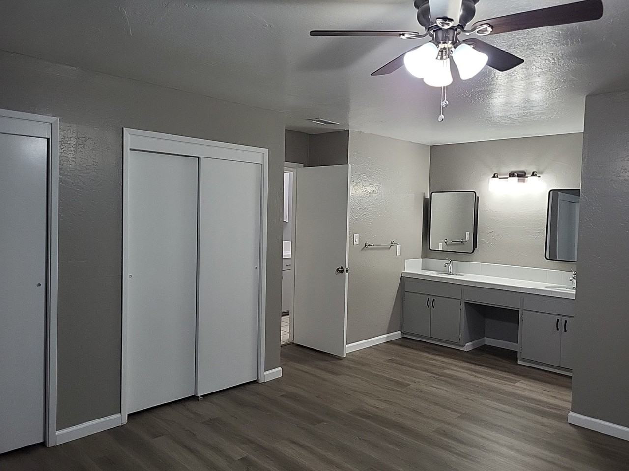 7000 N Half Moon Dr #D - Photo 6 of 14