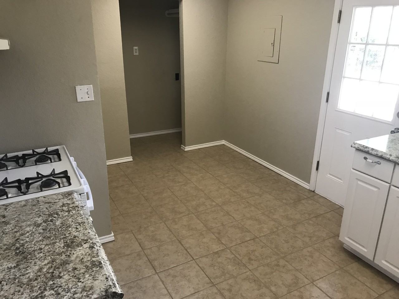 530 Euclid St #NA - Photo 7 of 13