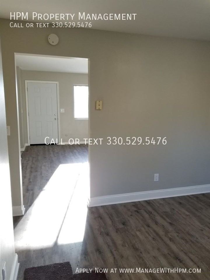 72 S Thomas Rd #6 - Photo 2 of 19