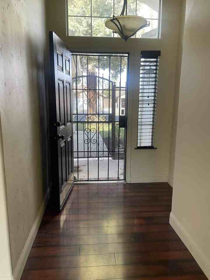 6568 N Cornelia Ave #NA - Photo 3 of 20