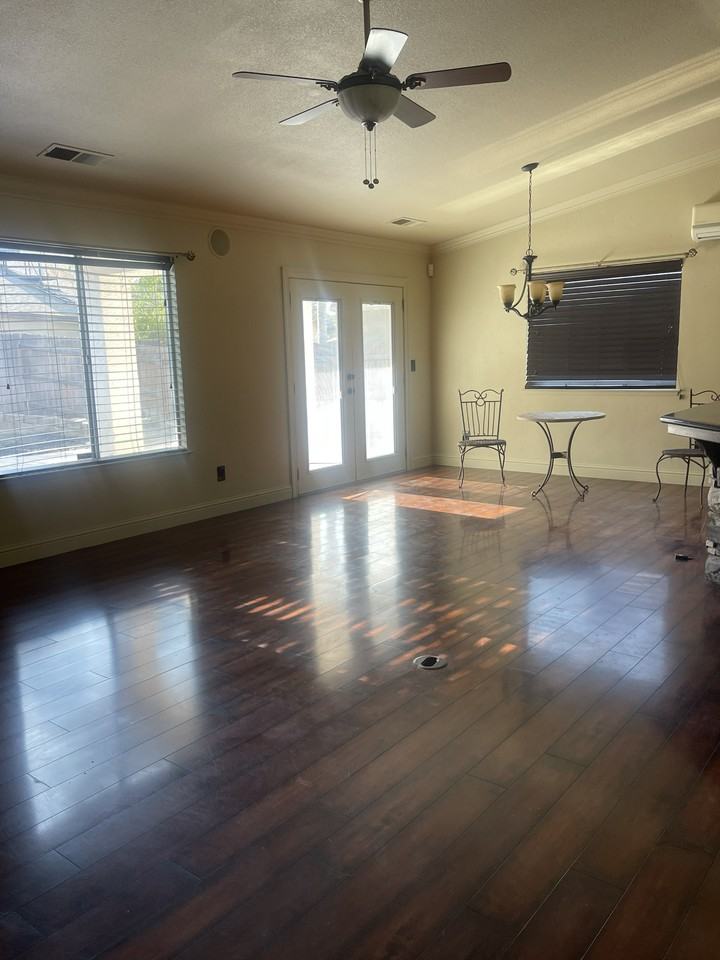 6568 N Cornelia Ave #NA - Photo 5 of 20