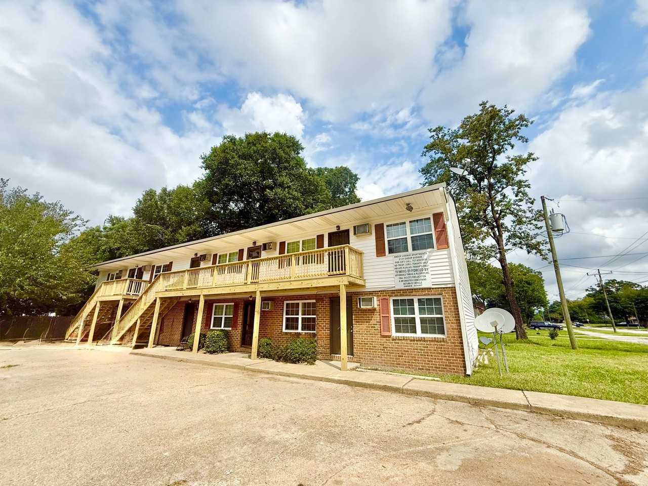 2628 Shoop Avenue (SHP) - Photo 4 of 23