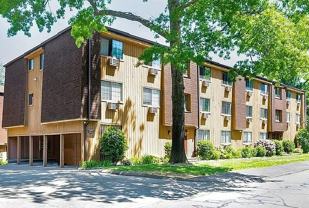 197 Bridge St #4 - Photo 1 of 1