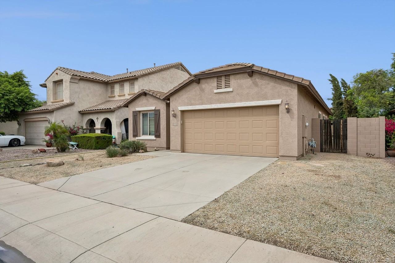 11130 E Serafina Ave - Photo 4 of 33