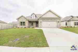 featured image of 302 Willowbrook Ln #NA