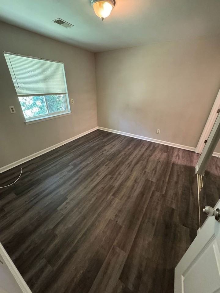 1612 Eagles Pl - Photo 7 of 13