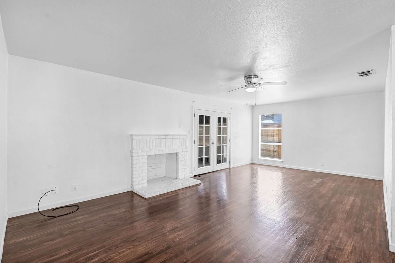 2603 Harvard Ave - Photo 5 of 26