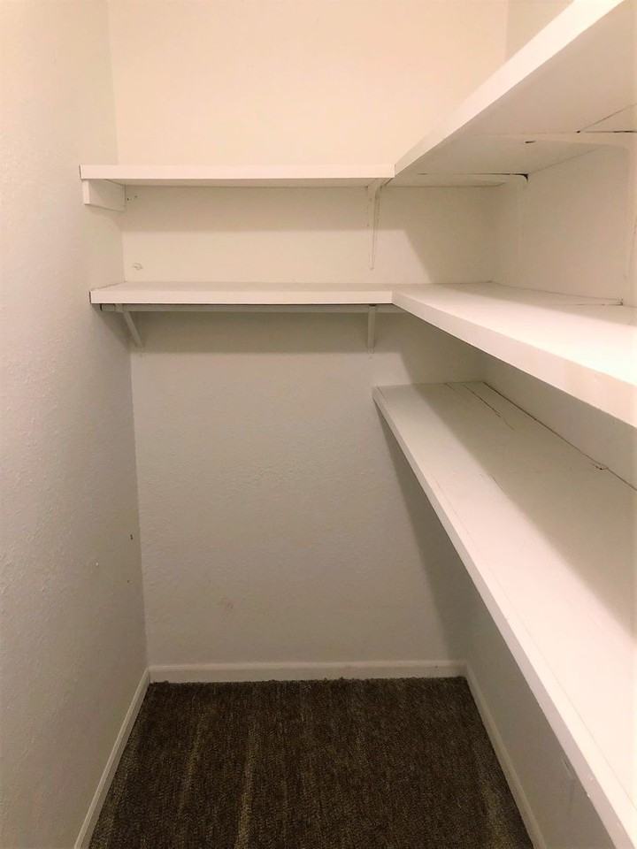 786 Osage St - Photo 7 of 11