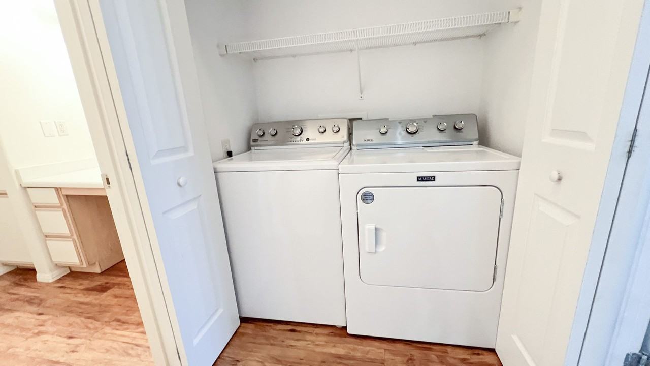 985 E Mingus Ave #311 - Photo 7 of 26