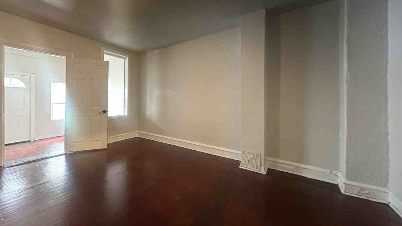 4645 N 16th St - Photo 5 of 13