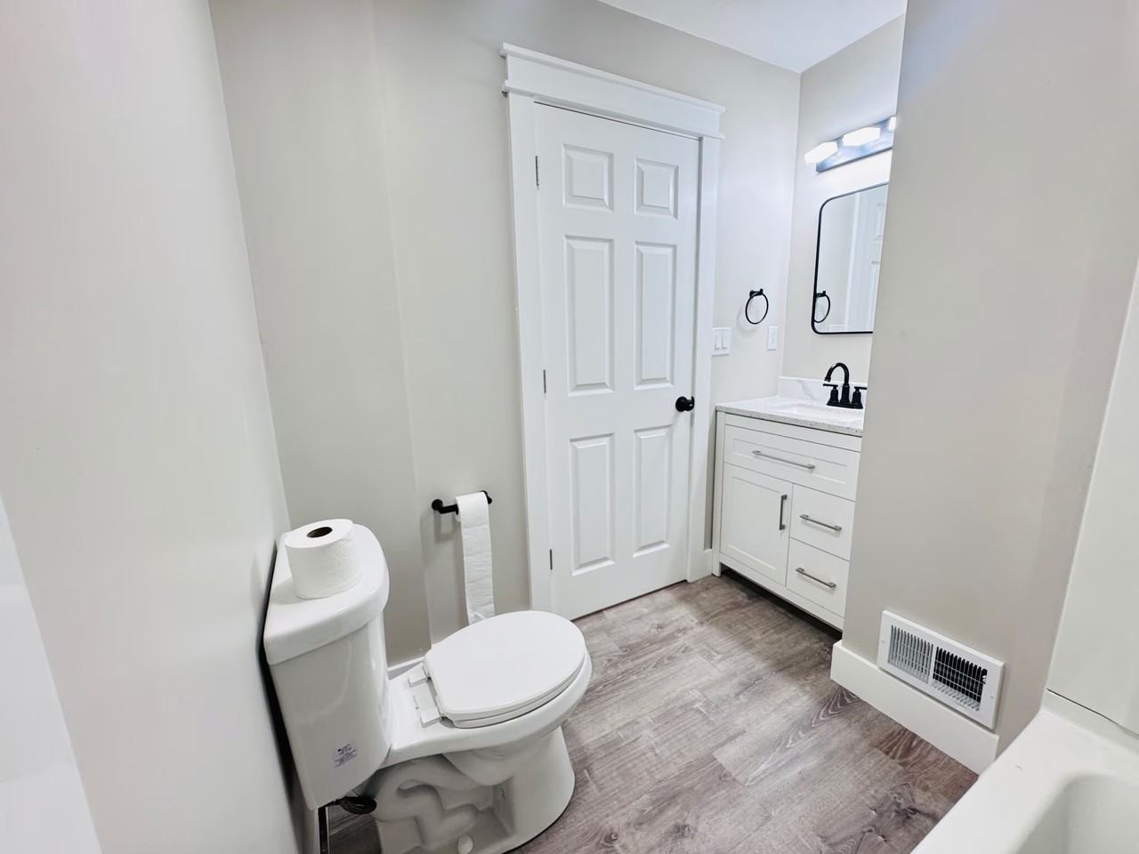 9809 Baltic Road - Photo 6 of 30