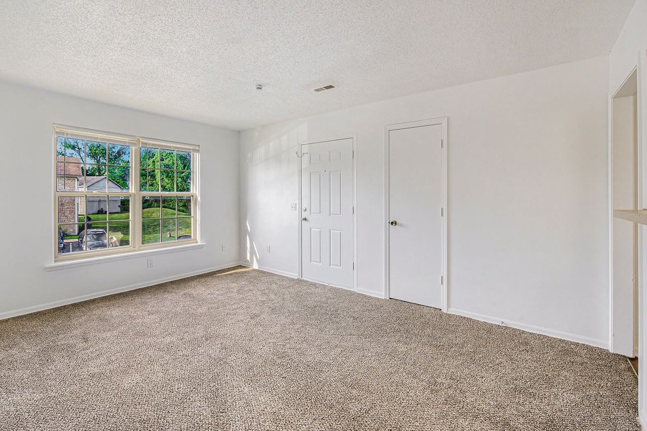 903 S Edgebrook Ln #C - Photo 7 of 16