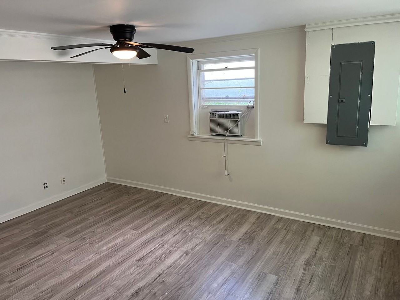 612 River Rouge Dr - Photo 5 of 10