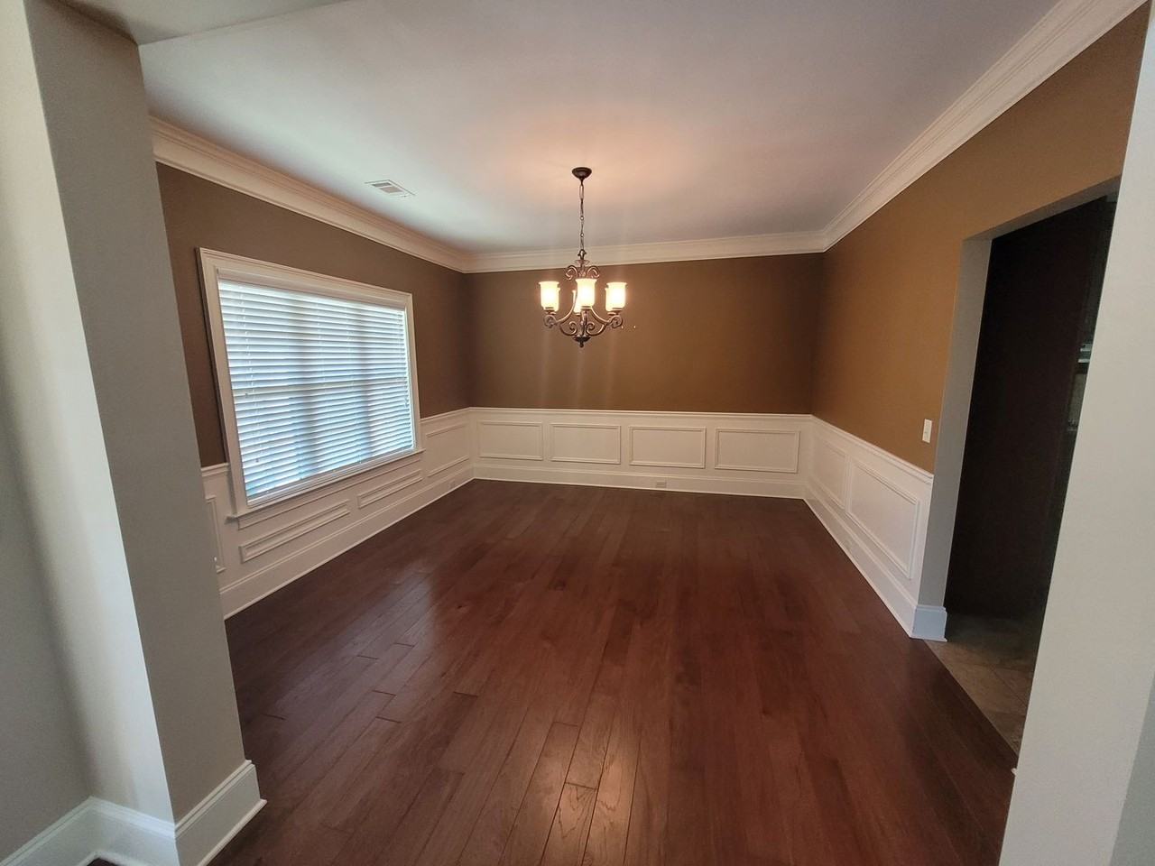 4528 Ivy Wood Dr - Photo 3 of 22