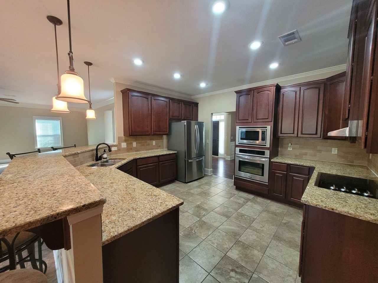 4528 Ivy Wood Dr - Photo 5 of 22