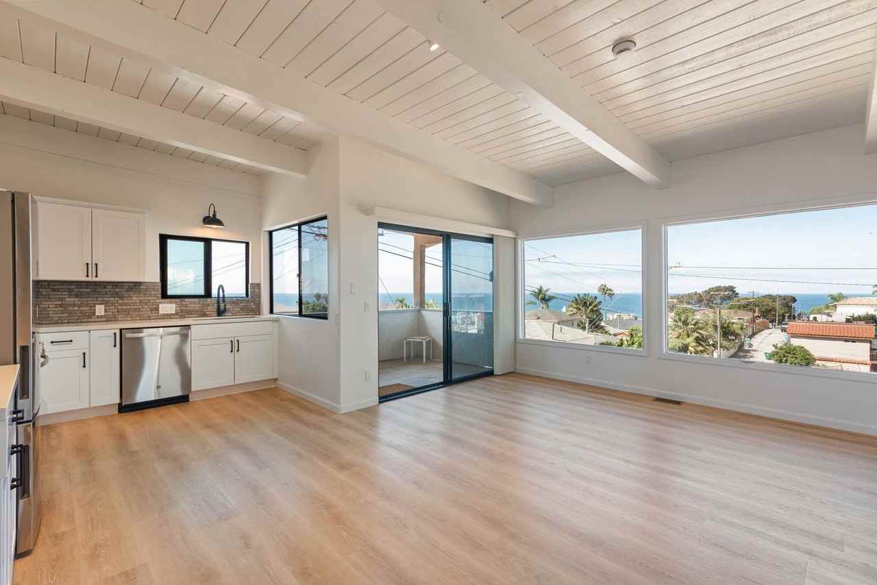 4527 Coronado Ave - Photo 3 of 32