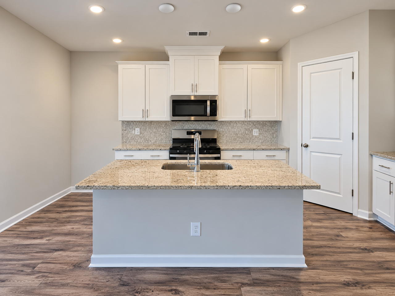 315 Wades Way - Photo 5 of 27