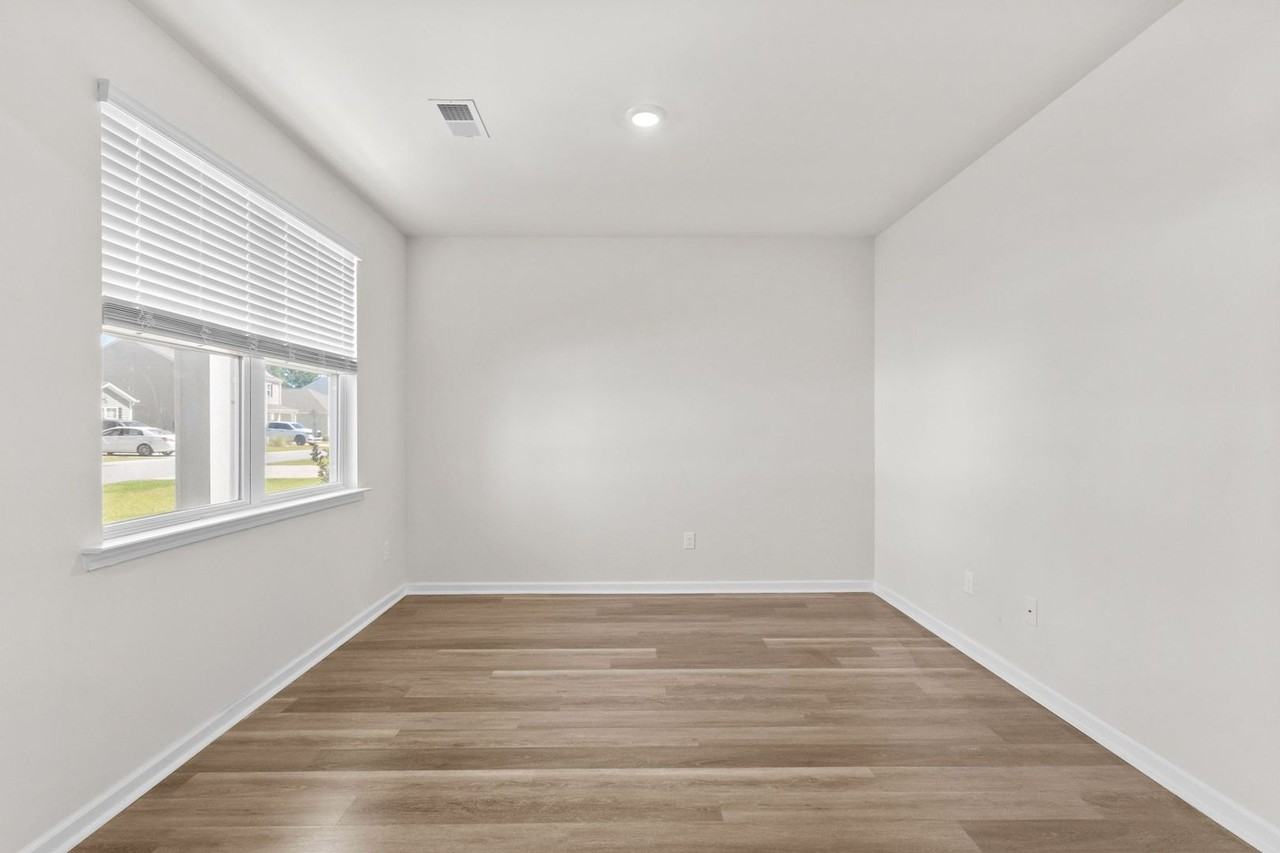 531 Meadowgrass Ct - Photo 4 of 50