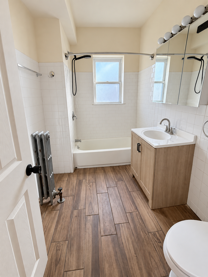 3422 N Lavergne Ave - Photo 2 of 6