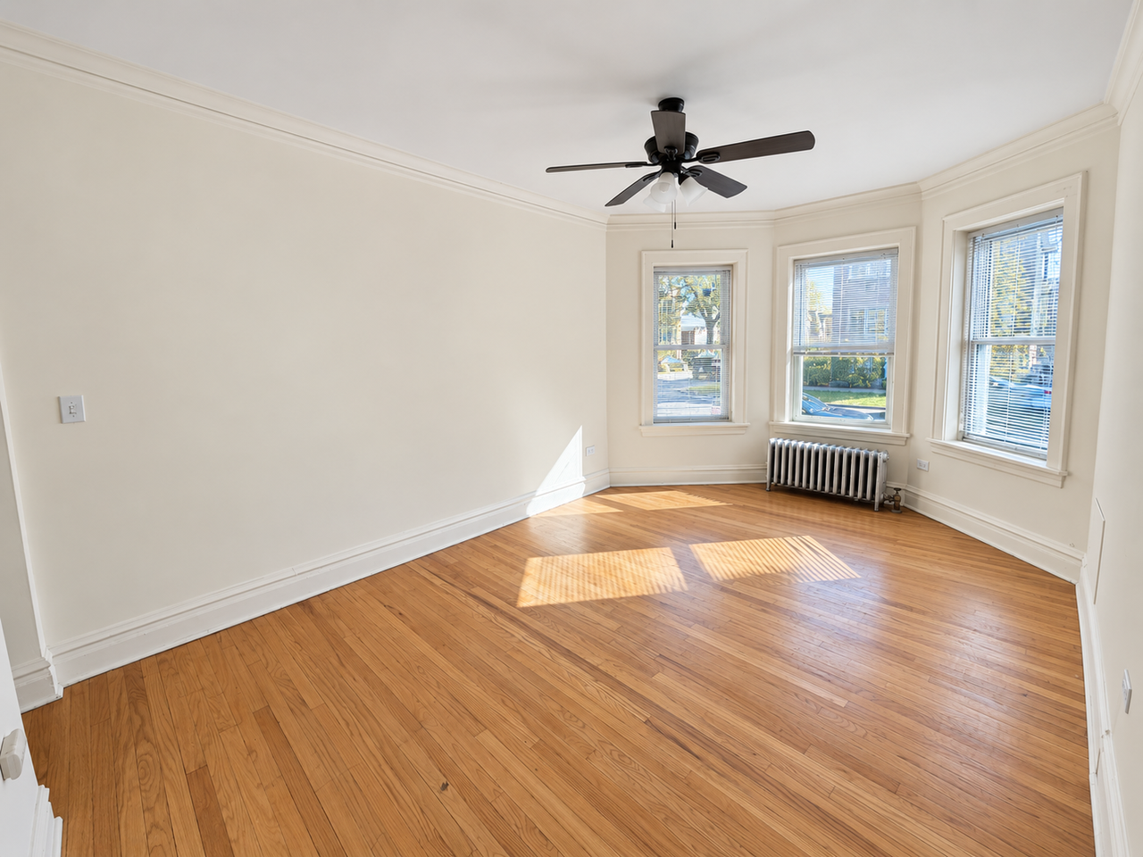 3422 N Lavergne Ave - Photo 3 of 6