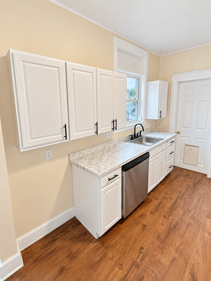 438 N Magnolia Ave - Photo 6 of 17