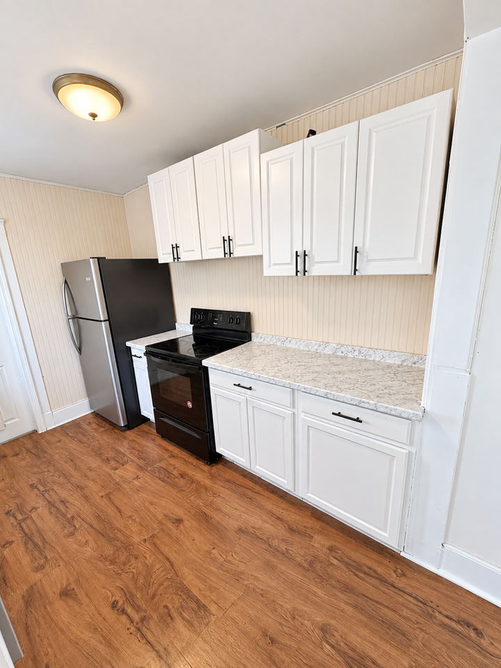 438 N Magnolia Ave - Photo 7 of 17