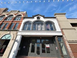 featured image of 361 E Clayton St