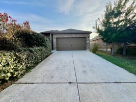 featured image of 2616 Pahmeyer Rd