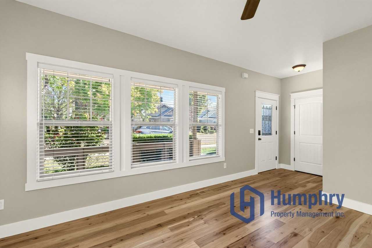 3025 S Gunnell Ave - Photo 7 of 38
