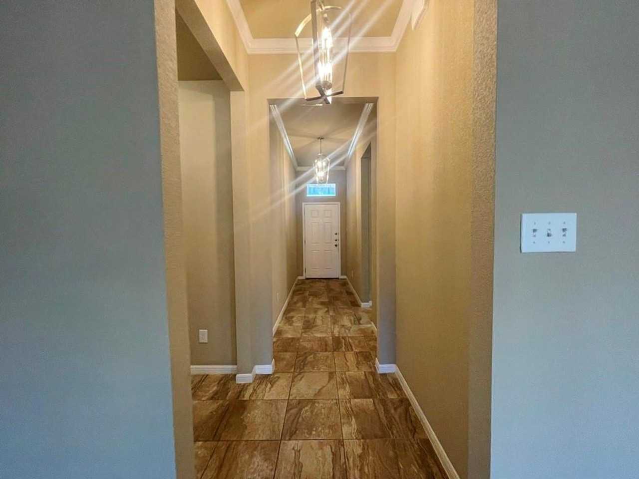 5820 Blackstone Dr - Photo 4 of 40