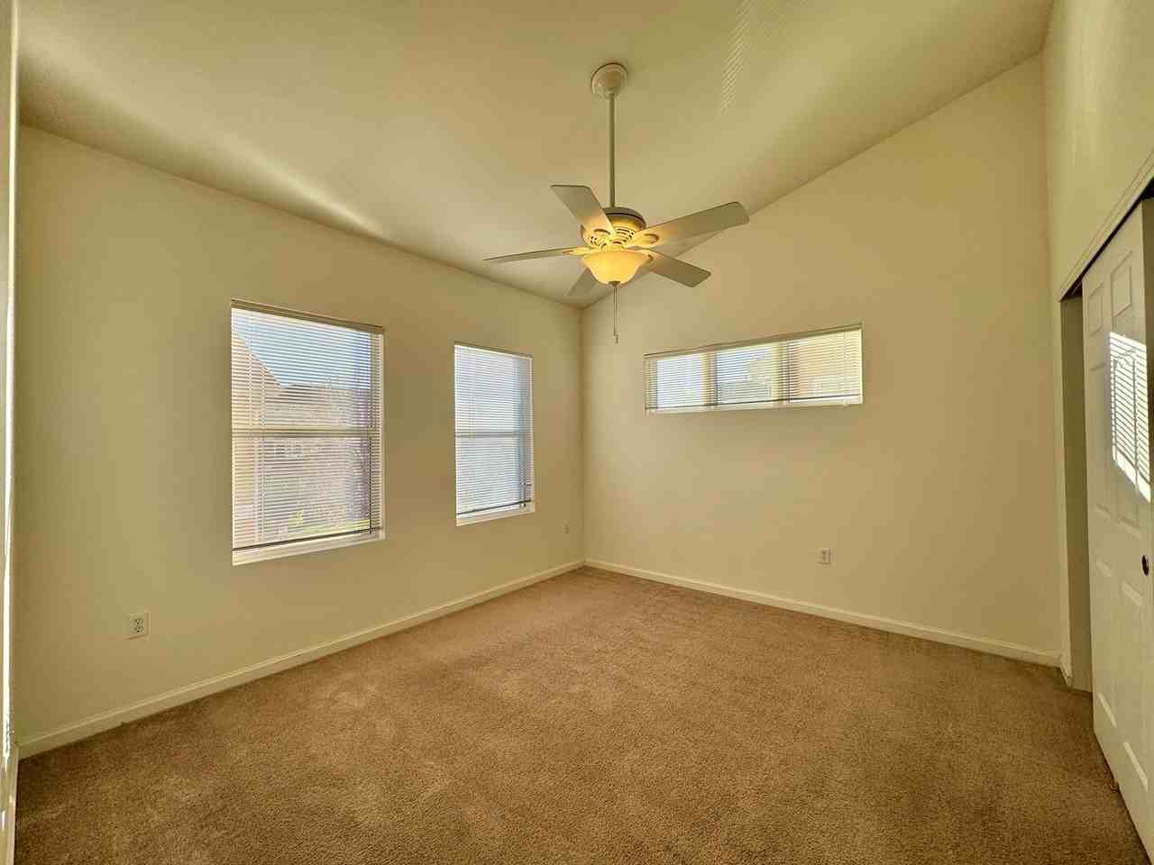 512 Lucca Dr - Photo 6 of 16