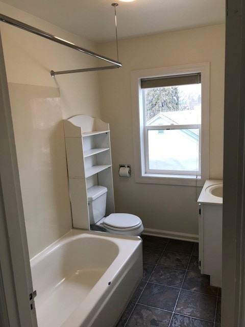 700 Madison St - Photo 7 of 16