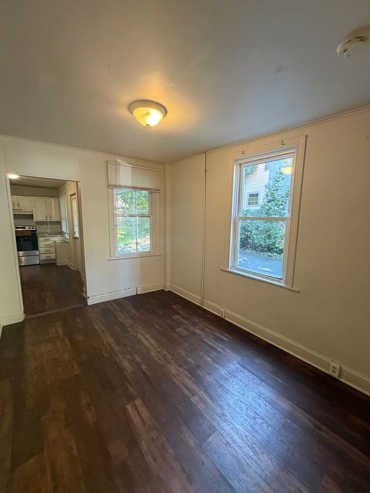 626 High St - Photo 5 of 17
