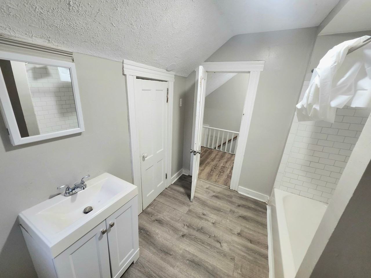 56 Elgin St - Photo 5 of 21