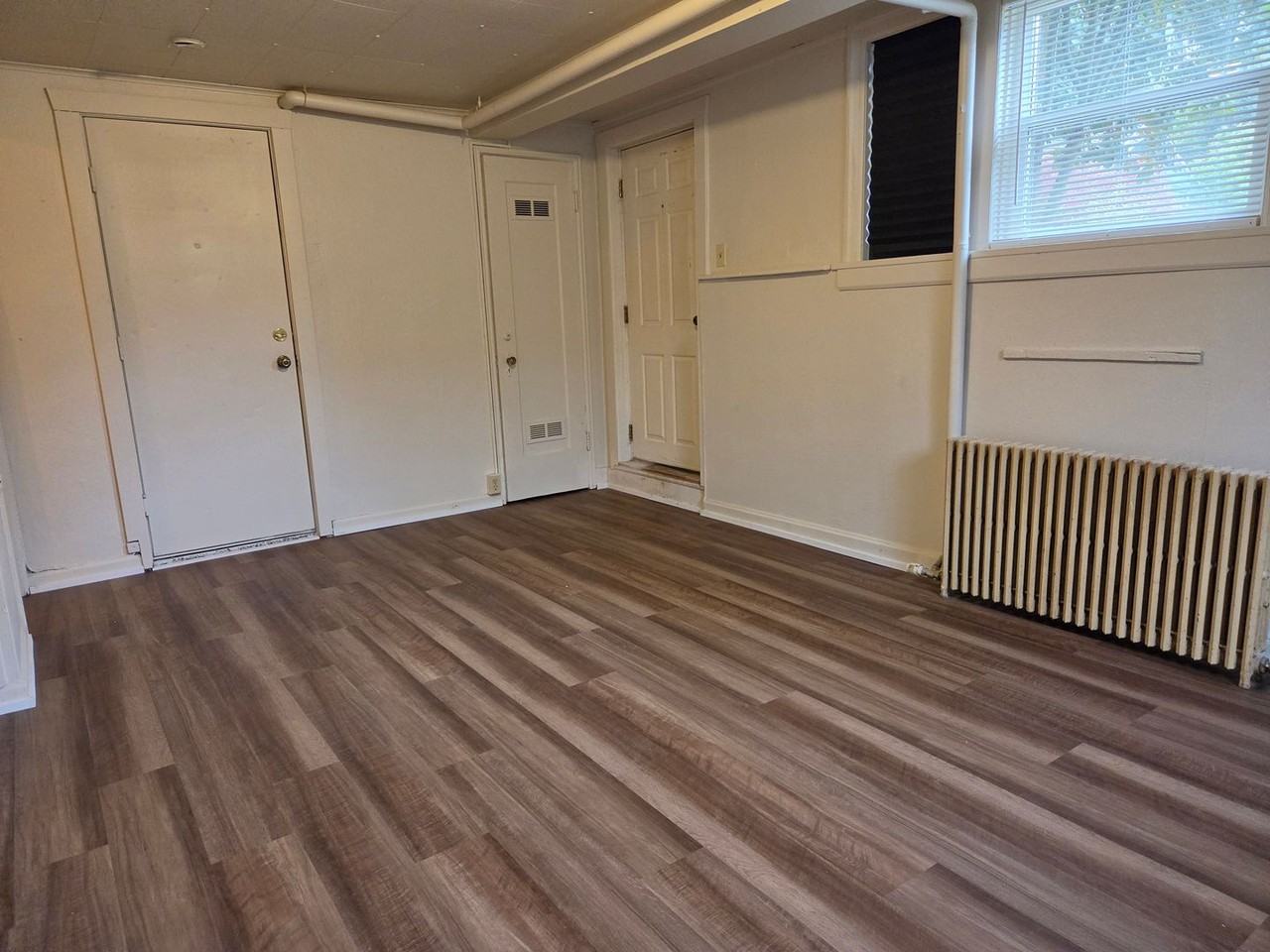 1604 I Street - Photo 3 of 15