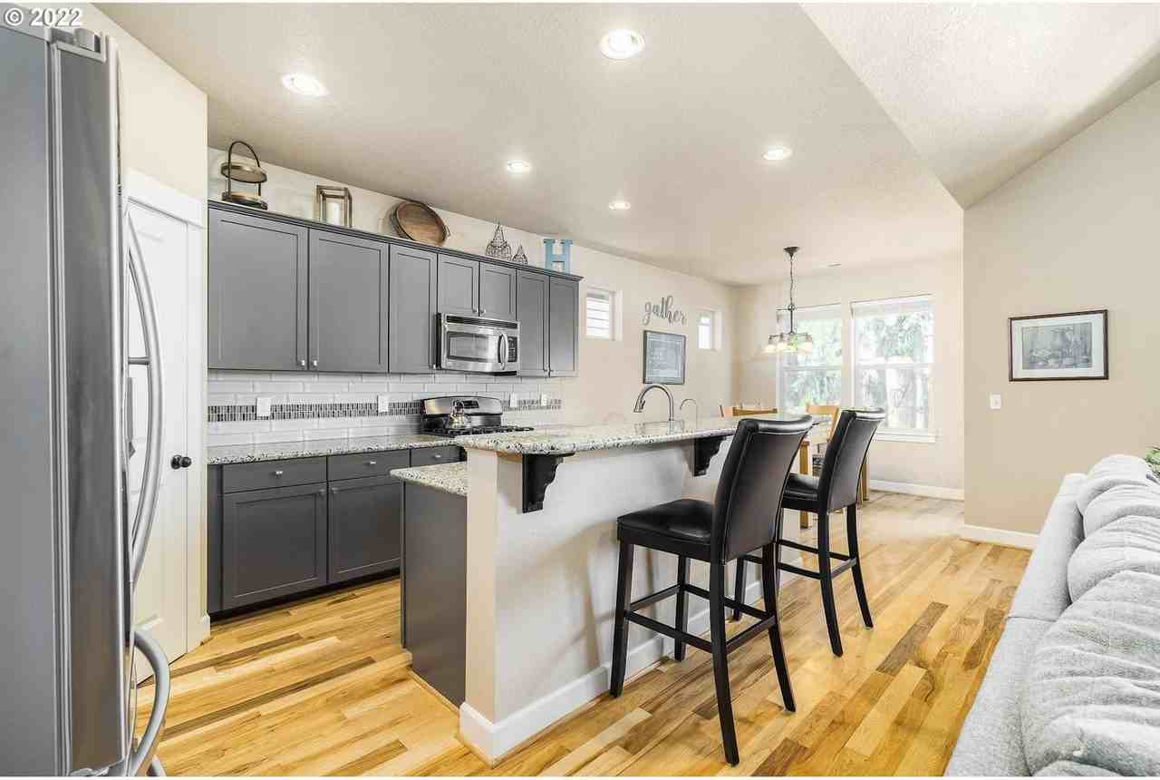 14188 Sw Alpine Crest Way - Photo 4 of 31