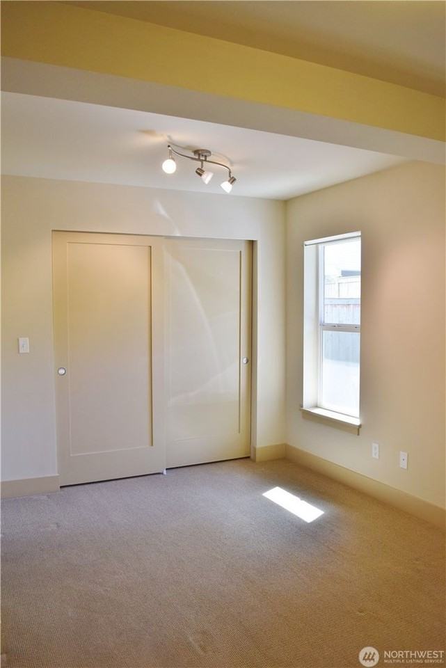 935 N 98th St #A - Photo 2 of 10