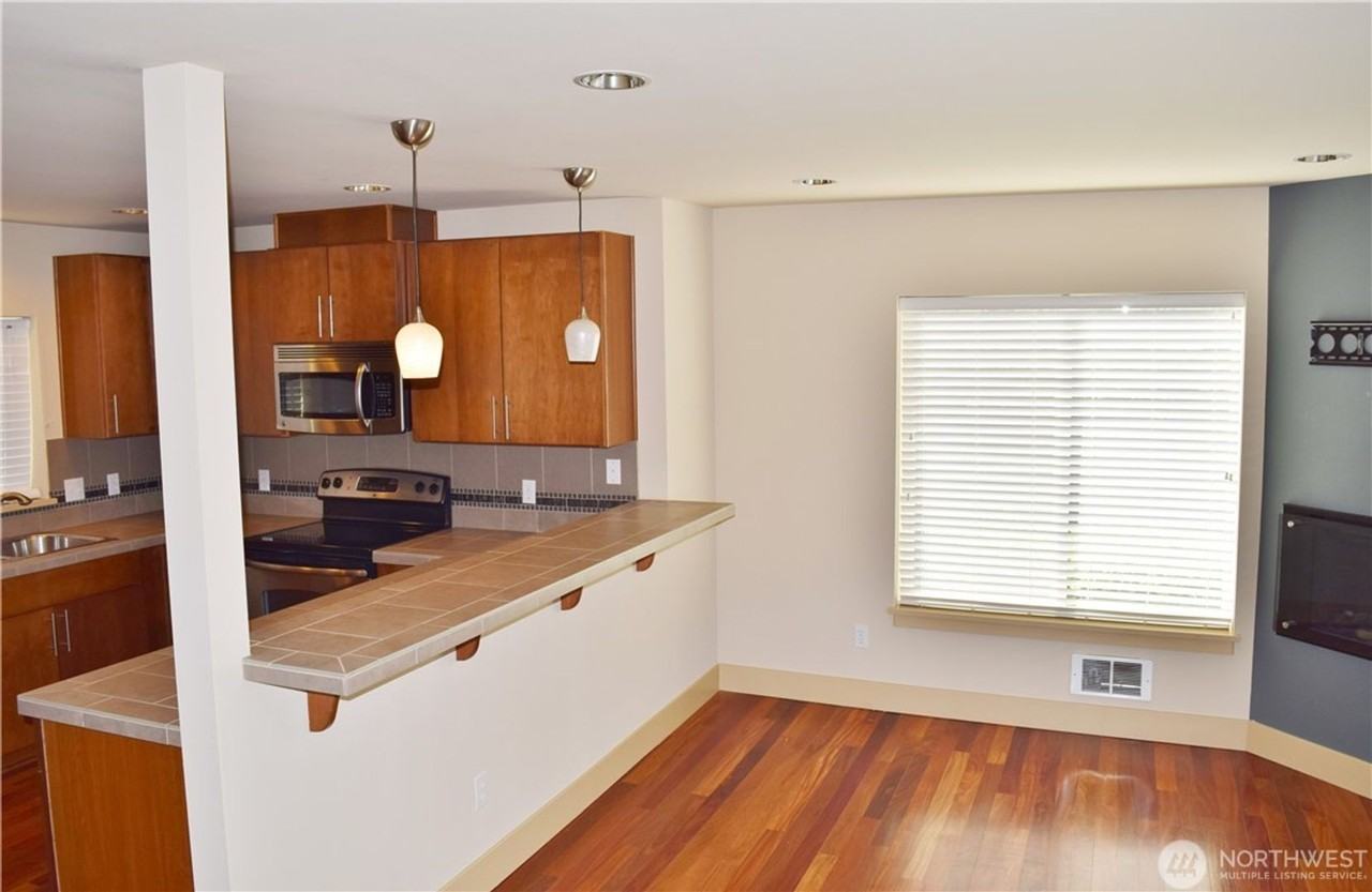 935 N 98th St #A - Photo 6 of 10
