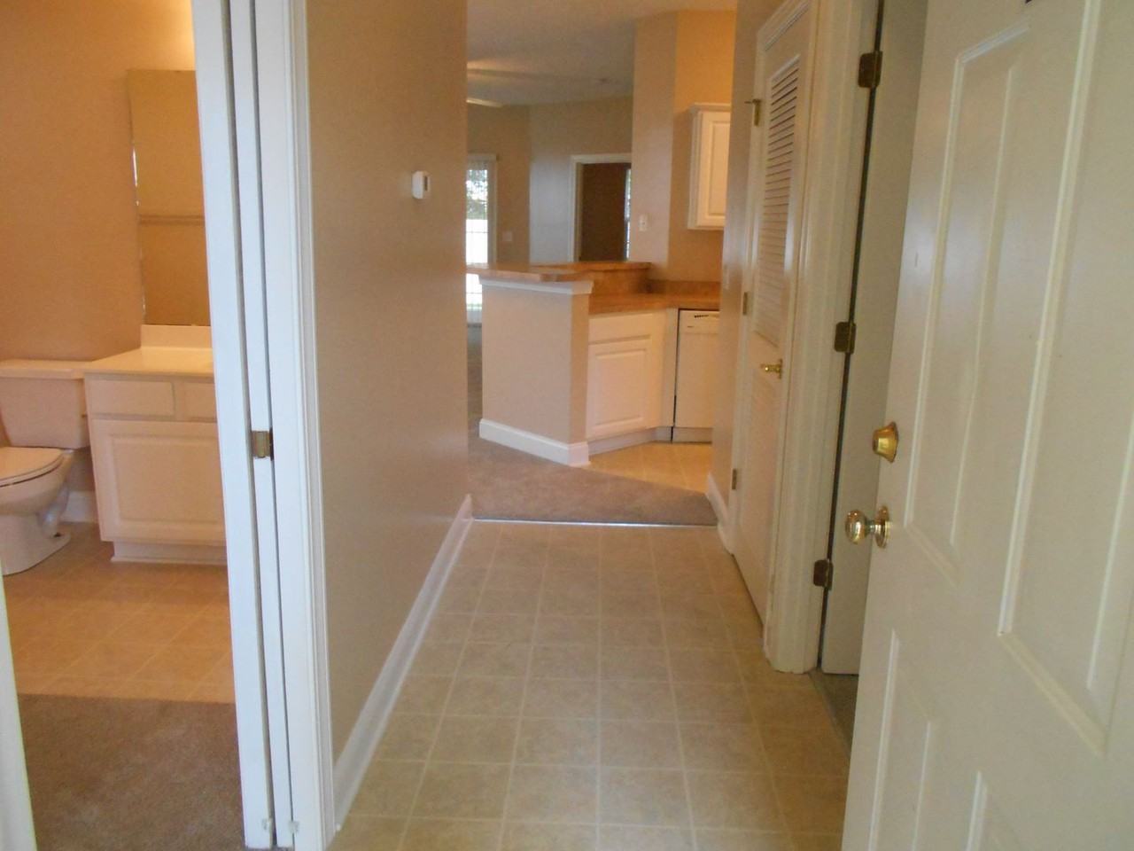 119 Fountain Pointe Ln #101 - Photo 2 of 16