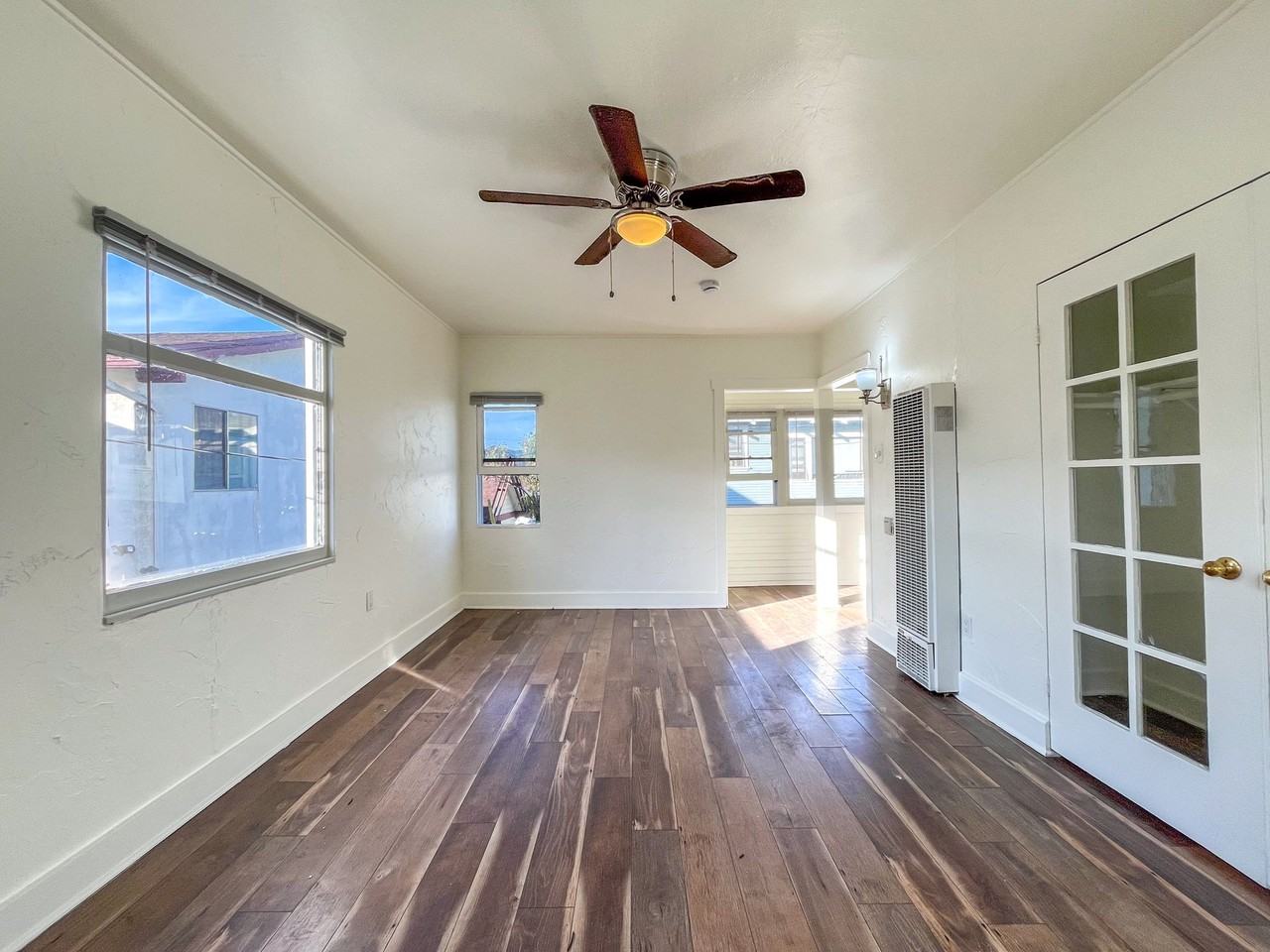 285-295 Cerritos Ave - Photo 2 of 8