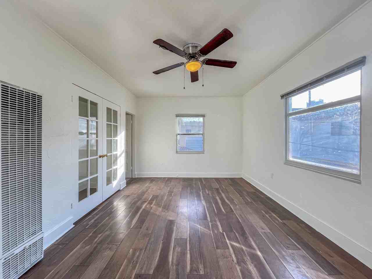 285-295 Cerritos Ave - Photo 4 of 8