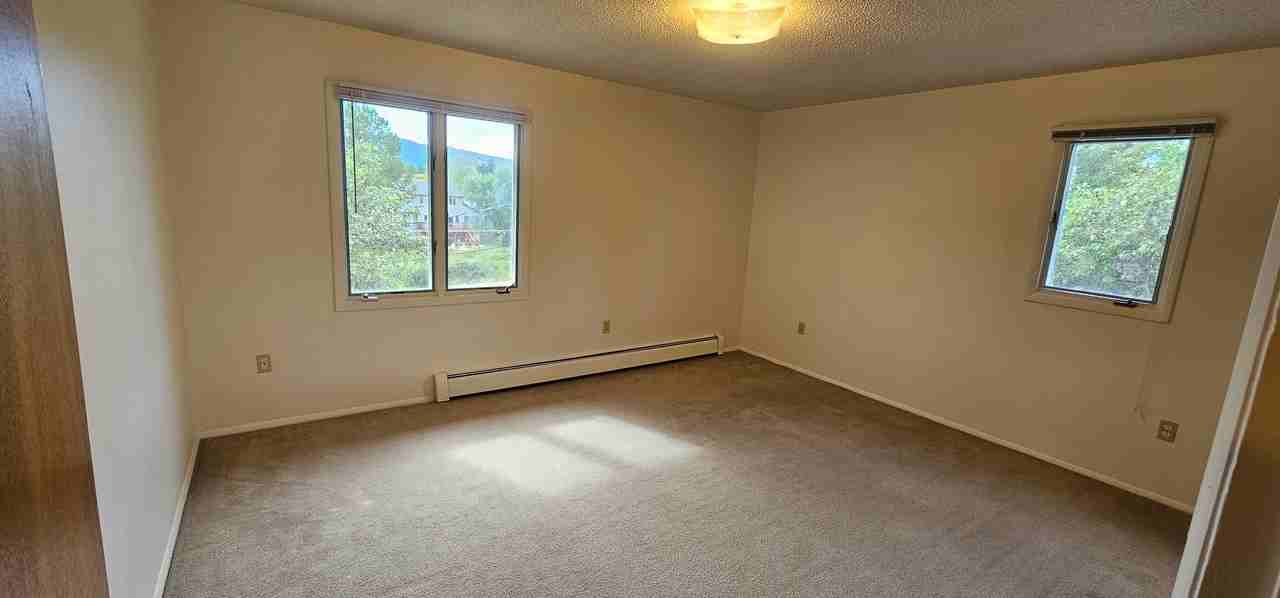 1434 Ash Dr - Photo 6 of 34