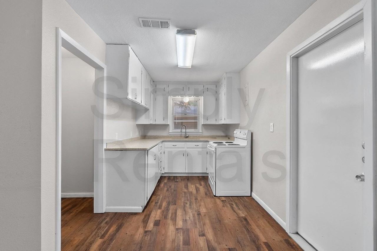 1406 Glendale St - Photo 5 of 26