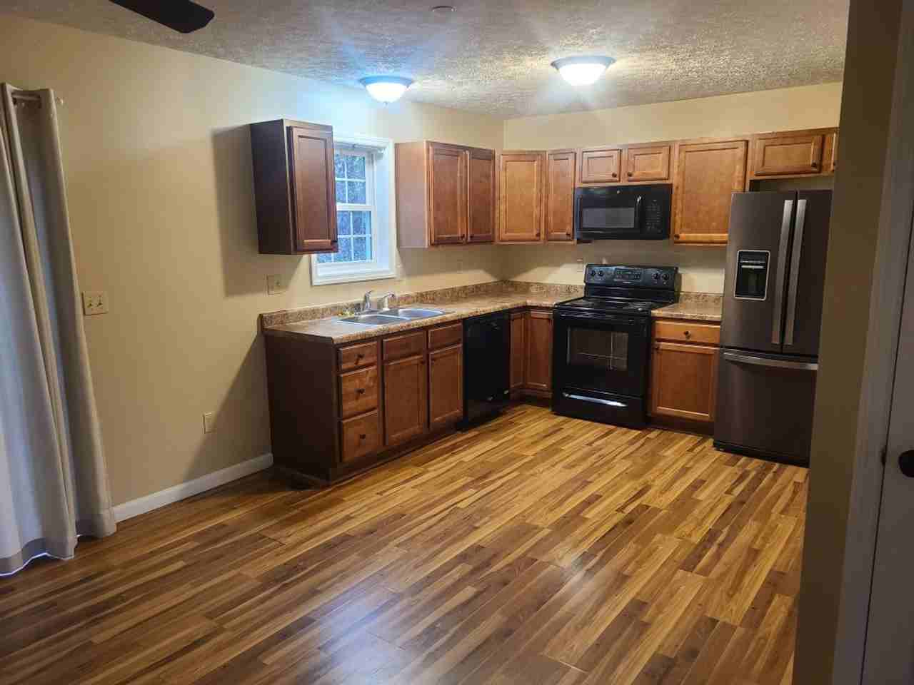 1067 Hartman Dr